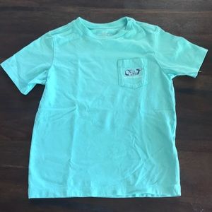 Vineyard Vines tee